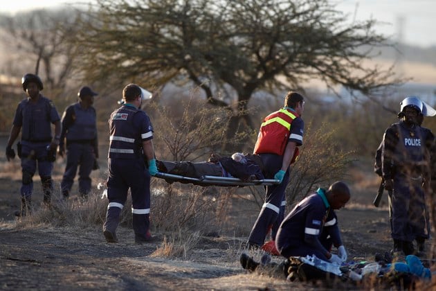La Policía sudafricana desplegó operativos tras los dos tiroteos ocurridos durante el fin de semana. Foto: Reuters