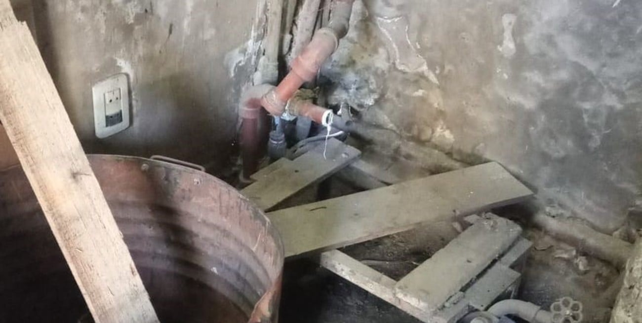 Robaron la bomba centífuga que abastece los vestuarios y el quincho.