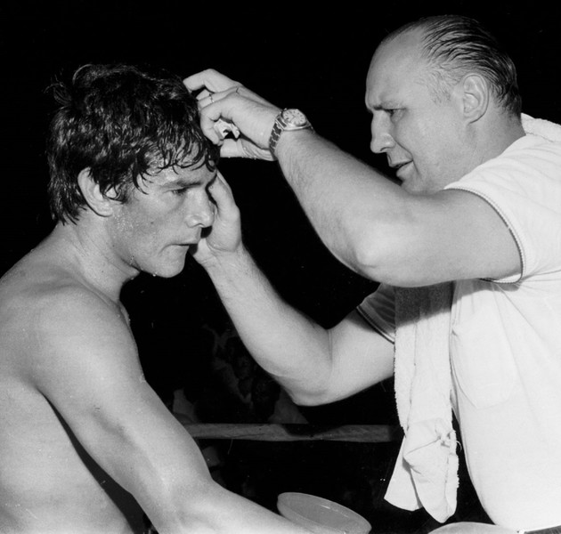 La pareja perfecta. Carlos Monzón y Amílcar Brusa construyeron una relación que se extendió más allá de lo deportivo. Tanto el boxeador como el maestro se respetaron mutuamente durante más de 30 años. Archivo