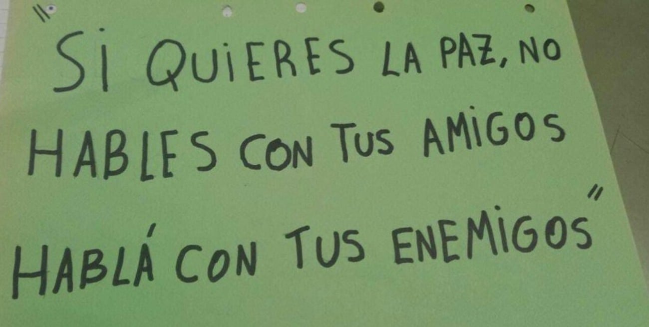 Un afiche que los estudiantes elaboraron como conclusión en una de las clases.