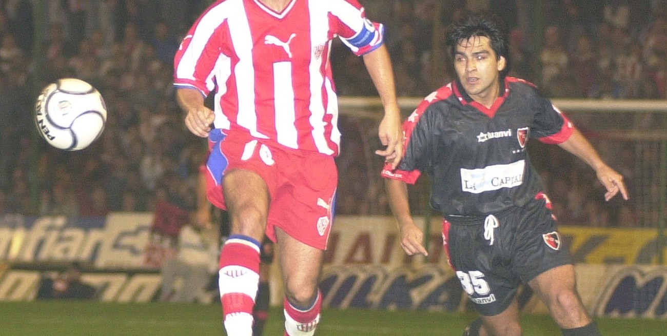 Otros tiempos. Darío Cabrol vistiendo la camiseta de Unión.