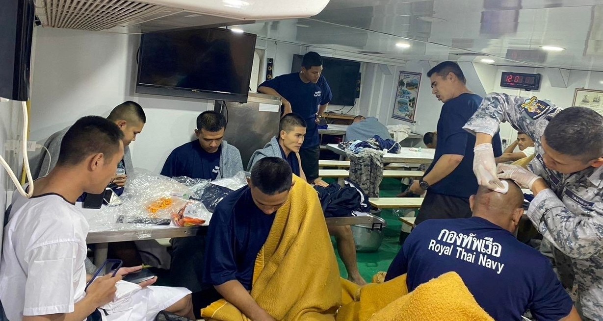 Un total de 75 personas fueron rescatadas. Crédito: Royal Thai Navy