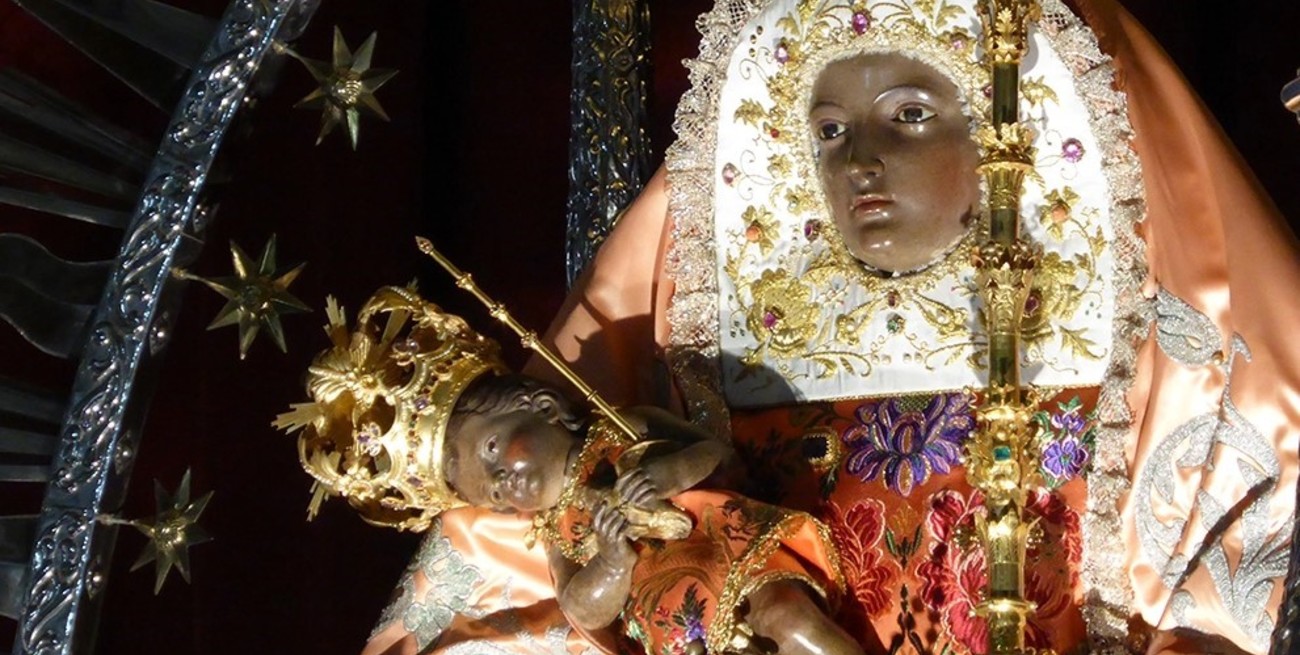 La Iglesia católica conmemora la aparición de María como Nuestra Señora de la Candelaria.
