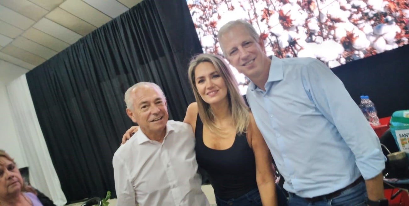 Mario Barletta, Carolina Losada y Dionisio Scarpin, juntos en el evento. 
