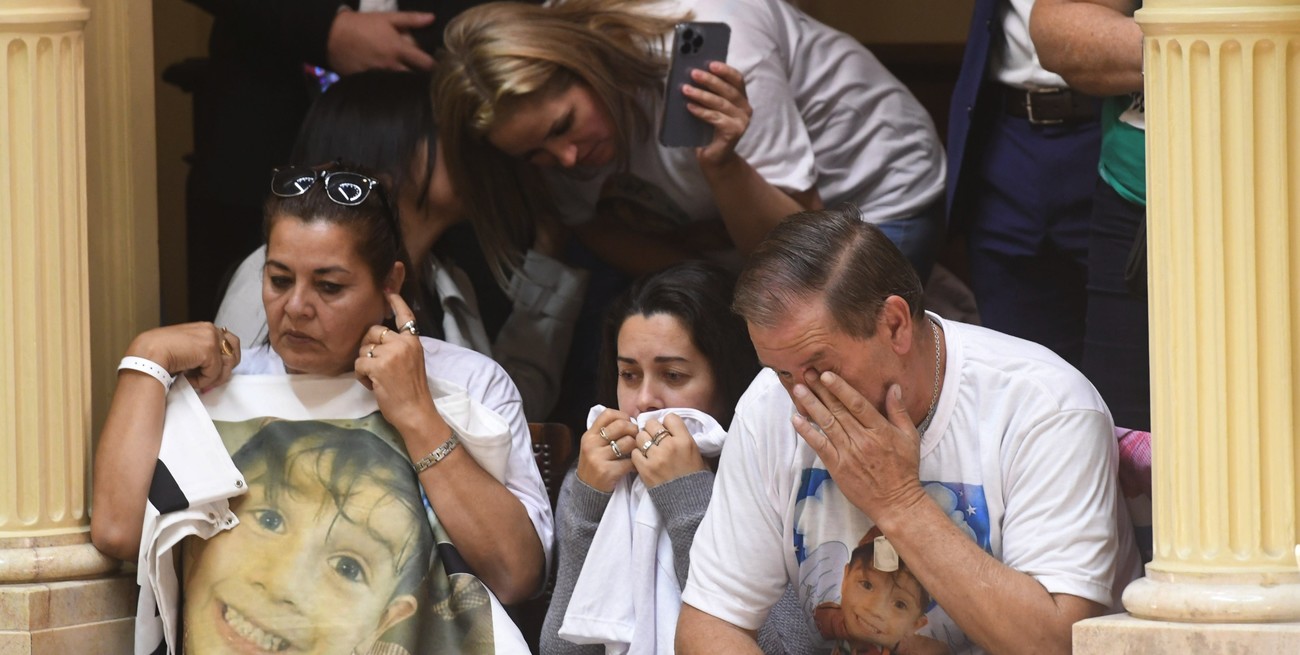 La familia de Lucio en el Senado.