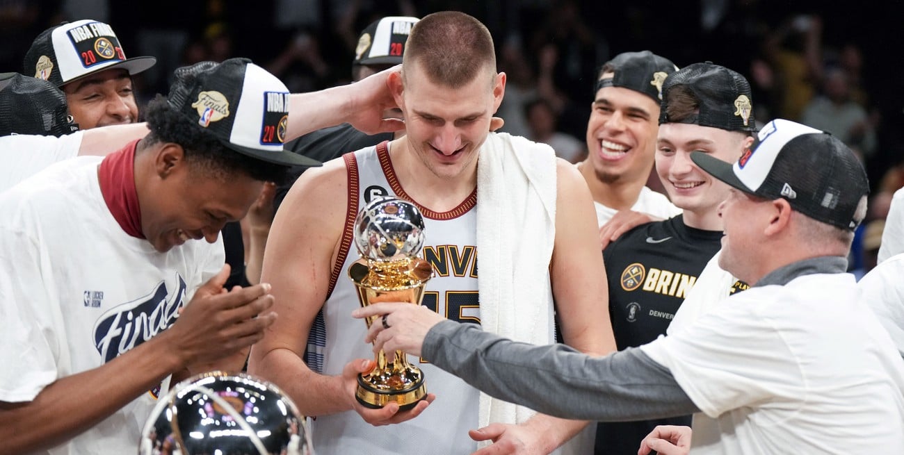 Tras perder en temporada regular contra Embiid, se quedó con el premio en las finales del Oeste. Crédito: Kirby Lee-USA TODAY Sports
