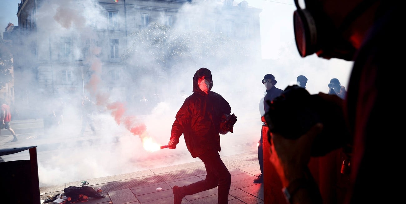 La tensión también se vivió en Nantes. Crédito: Stephane Mahe / Reuters