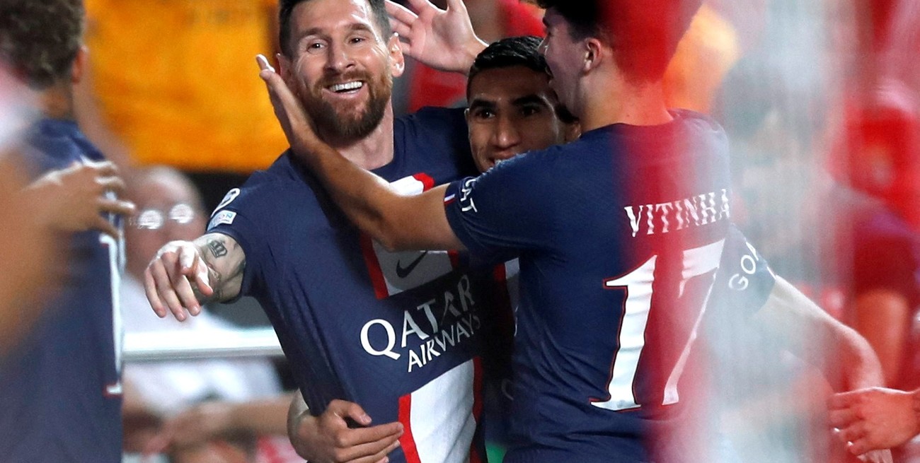 El festejo de Messi y sus compañeros. Crédito: Pedro Nunes / Reuters