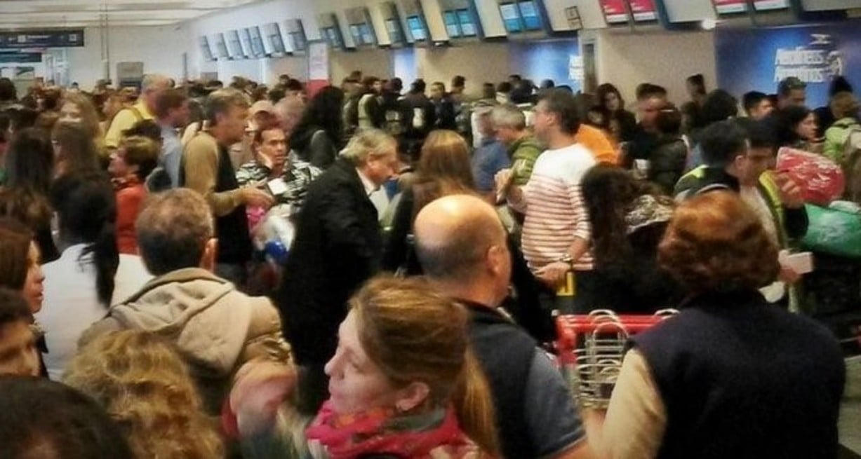 El paro afectó a lo largo del día a unos 3.000 pasajeros