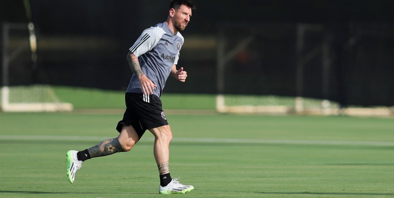 Messi en el entrenamiento de este lunes. Crédito: Sam Navarro-USA TODAY Sports