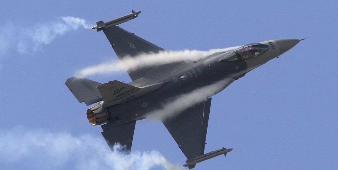 F-16. Crédito: Gonzalo Fuentes / Reuters