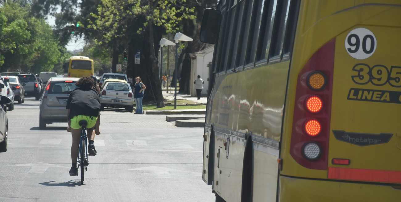El jueves pasado el condenado atacó a un chofer de la Línea 4 que lo dejó en la parada. FOTO: Flavio Raina/Archivo