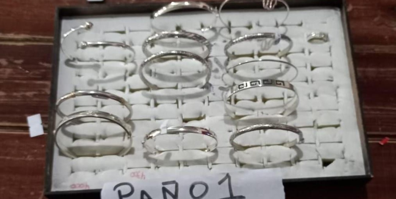 La AIC secuestró relojes, pulseras y artículos de joyería en general, luego de que un trabajador del rubro denunciara el robo a principios de septiembre.