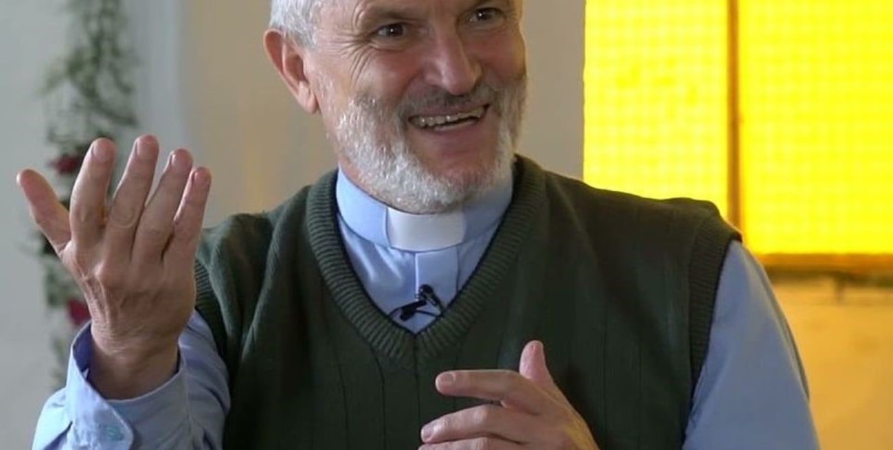“Hace poquito que estoy aquí en La Guardia y realmente es una alegría enorme por la calidez de la gente”, dijo el Padre Axel. Crédito: El Litoral