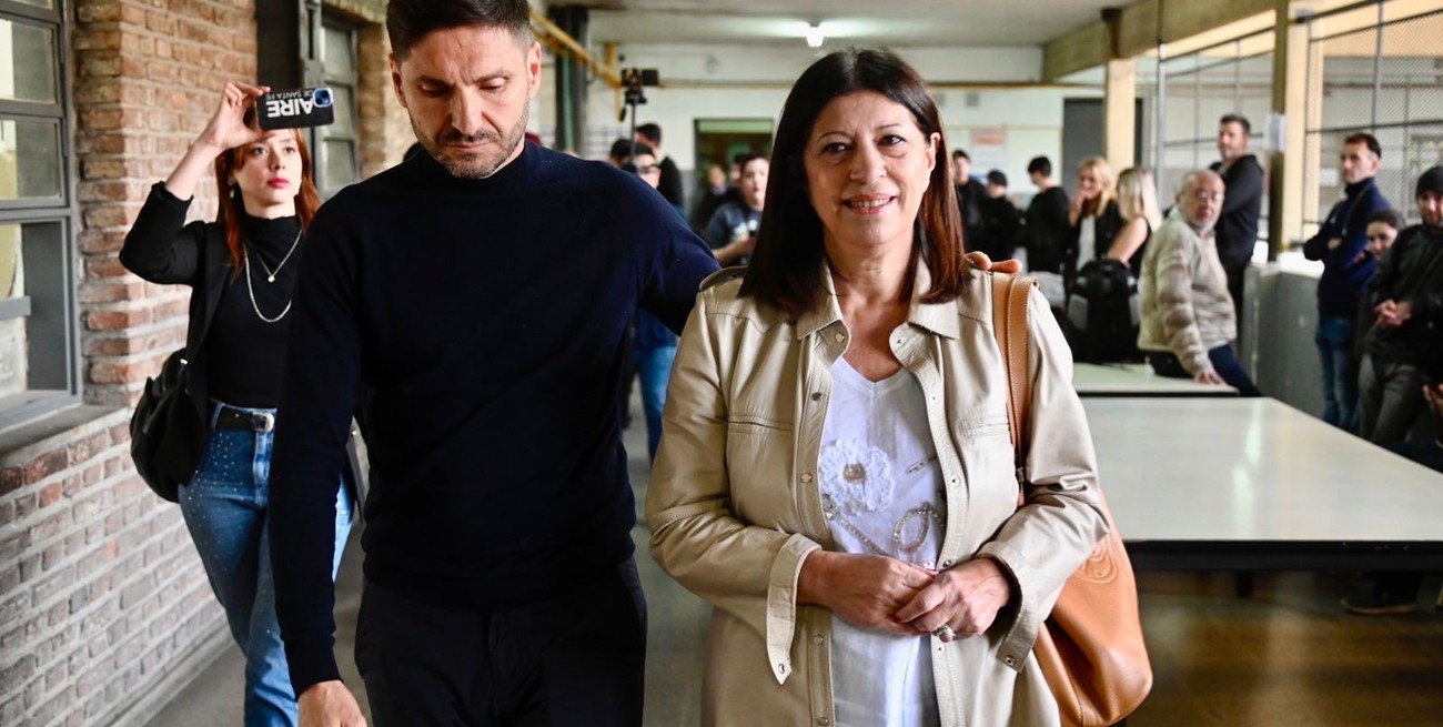 Pullaro y la socialista Clara García, ambos integran la Cámara de Diputados y la segunda sería la próxima presidencia.