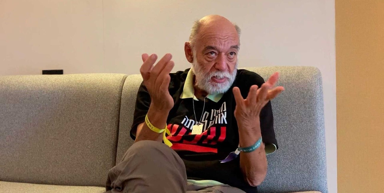 "Necesito saber, que me digan qué pasa con los chicos.. Yo tengo 71 años, soy sobreviviente del atentado de la AMIA", dijo el padre. Crédito: El LitoralEs argentino y sus dos hijos están secuestrados en Gaza: “Que me digan si están vivos o muertos”