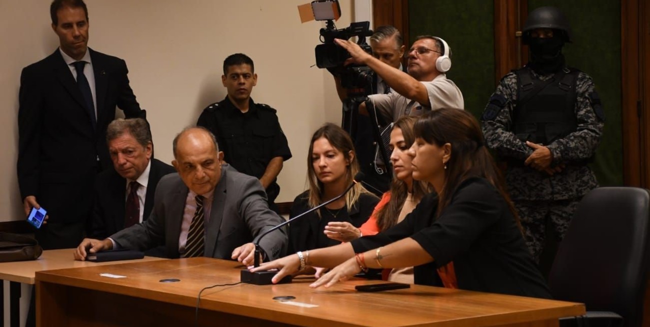 “Lo sostuvimos desde un primer momento, él entró a la casa, la golpeó salvajemente y la mató”, declaró la fiscal Alejandra Del Río Ayala. Crédito: Flavio Raina