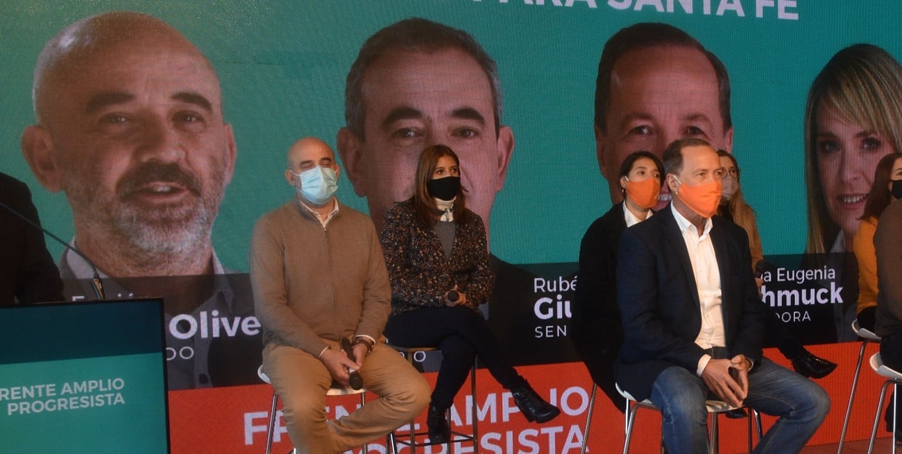 Dos años atrás, Palo Oliver y Giustiniani formaron parte del Frente Amplio Progresista junto al PS en el ensayo de la tercera vía santafesina. Crédito: Archivo El Litoral