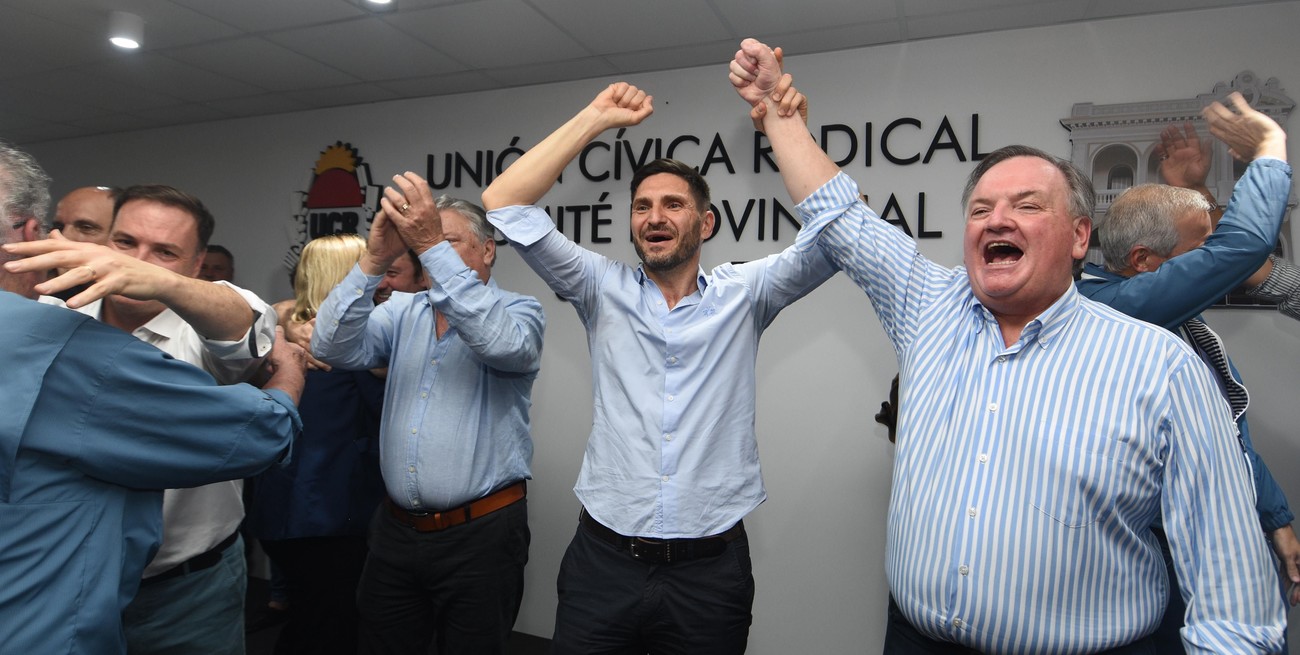 Con Felipe Michlig, otro hacedor consistente, que desde le norte trabajó fuerte desde el seno del partido para llegar a la Casa Gris. Crédito: Pablo Aguirre