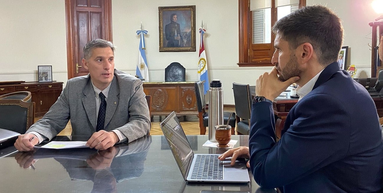 "Lo que el gobernador planteó es un objetivo claro de mantener el poder adquisitivo de los trabajadores, en el marco de las posibilidades", sostiene Olivares. Crédito: El Litoral