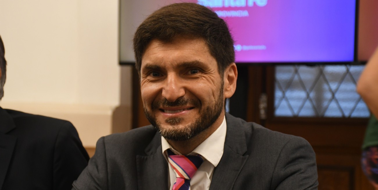 El gobernador Maximiliano Pullaro ha habilitado su tratamiento en las sesiones extraordinarias. Crédito: Manuel Fabatia
