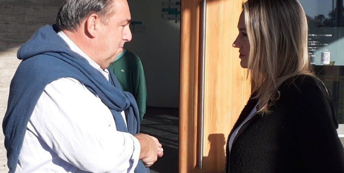 En 2023, Poletti y Losada compartieron varios espacios en época de campaña electoral. Aquí, cara a cara, el 22 de abril, en el Museo de la Constitución. Crédito: El Litoral