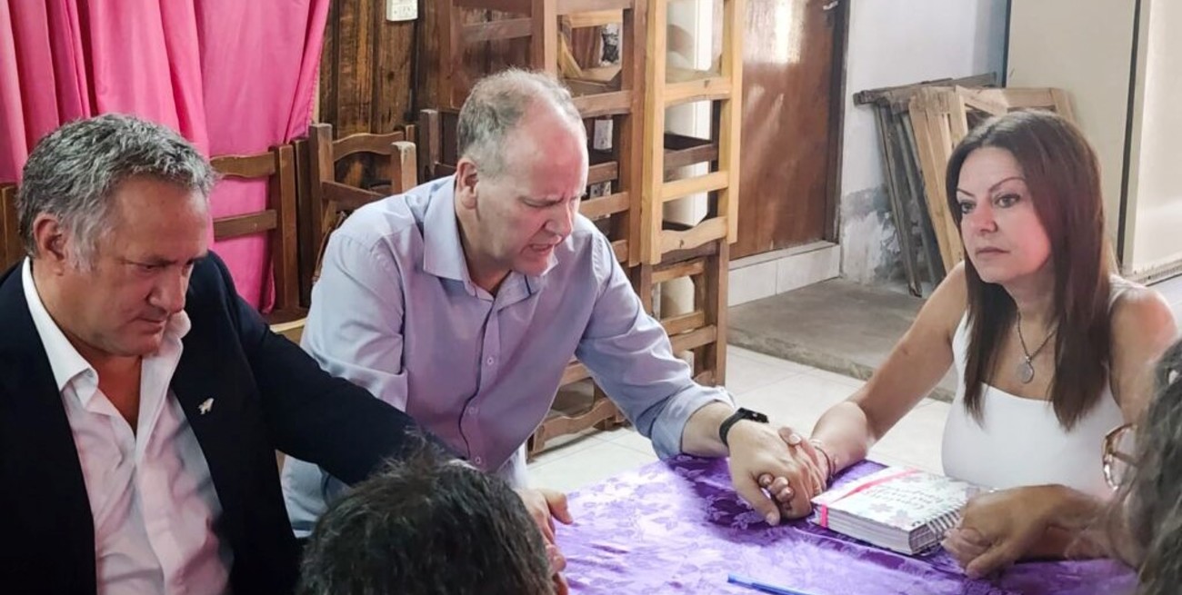 La titular de Capital Humano entregó 180 millones de pesos a la Alianza Cristiana. Foto: NA.