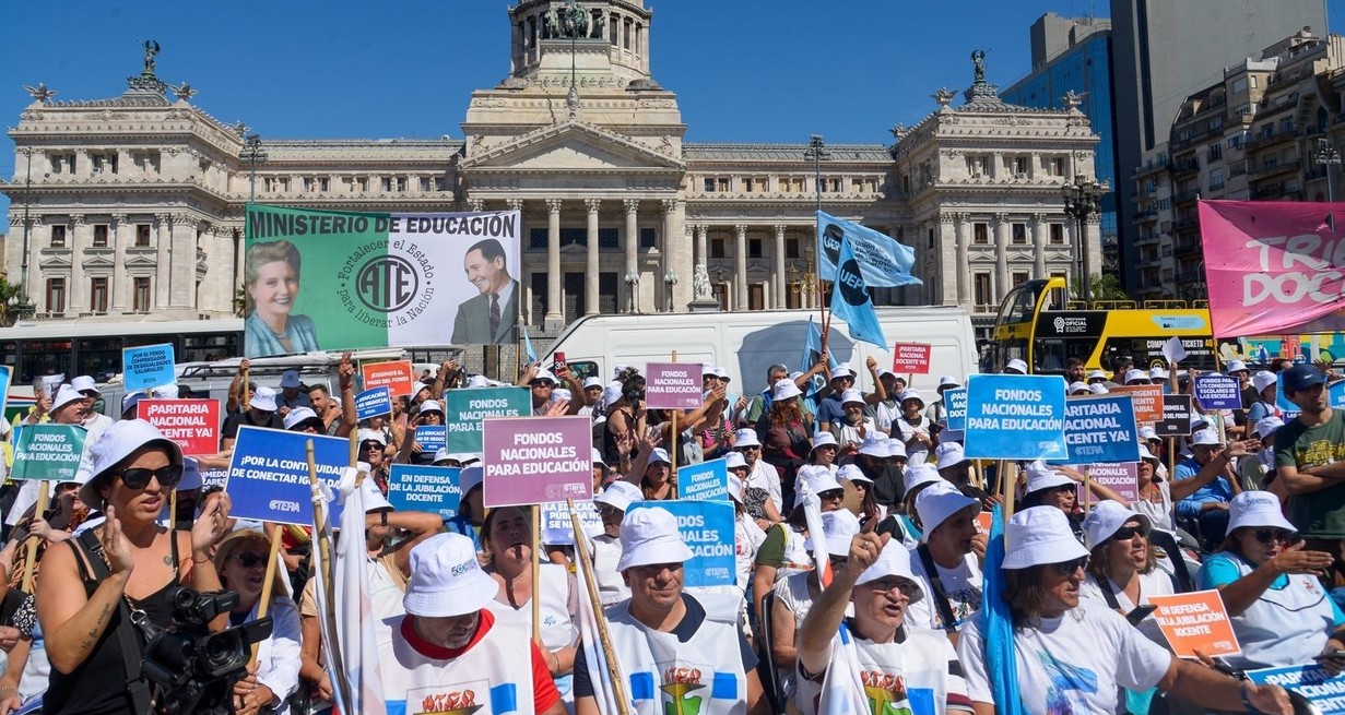 El próximo martes los gremios docentes nacionales volverán a verse las caras con la secretaría de Educación y Trabajo.