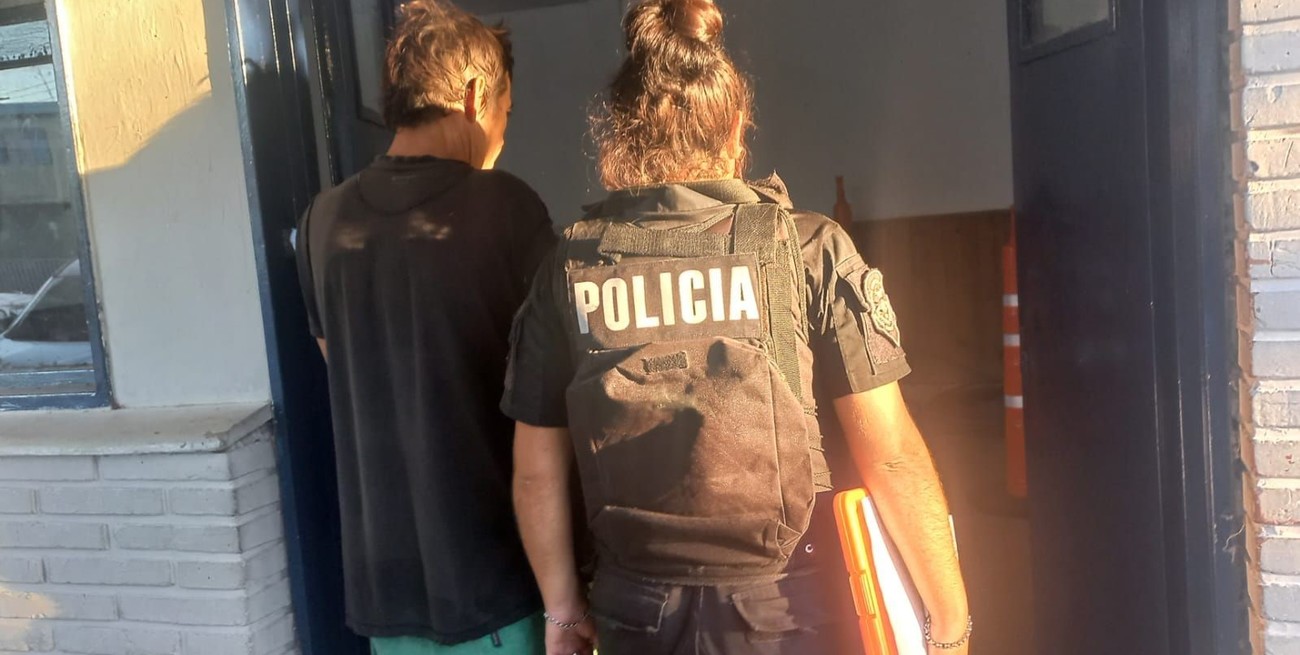 Un hombre de 48 años quedó detenido, acusado por la sustracción del cableado subterráneo del emblemático cruce sobre la laguna Setúbal. Foto: Prensa Ministerio de Seguridad