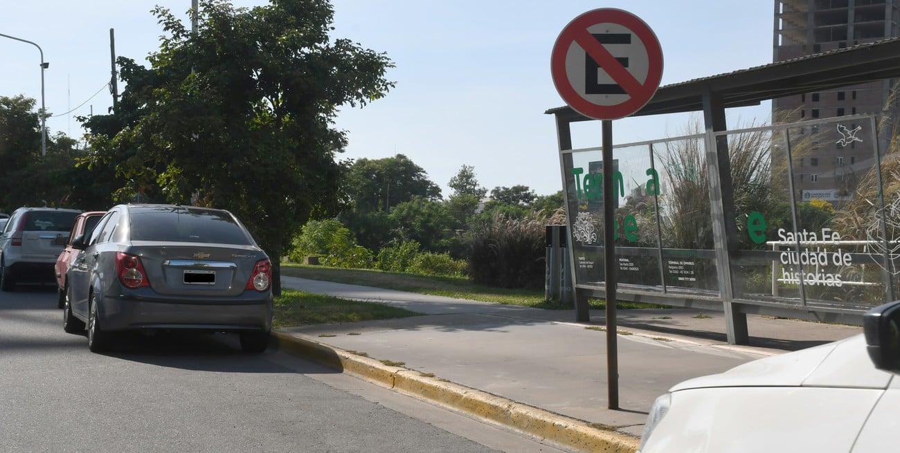 En el Puerto. El municipio evalúa una propuesta de incluir el Seom en calles internas, comenzando con sectores de los Diques I y II. Crédito: Flavio Raina