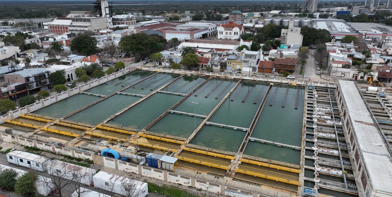 Legisladores de Santa Fe y de Rosario plantearon la situación ante el abandono de obras financiadas por el gobierno nacional para ampliar plantas potabilizadoras. Foto: El Litoral