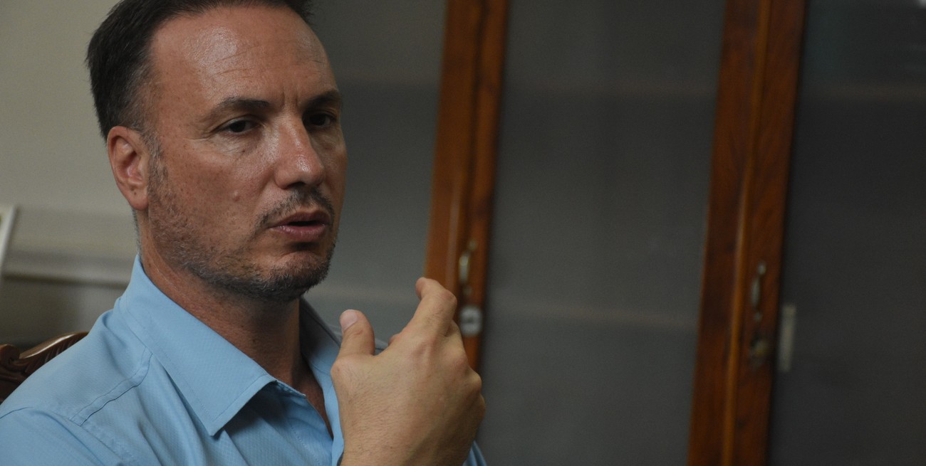 "Si no buscamos fuentes de financiamiento, no podemos hacer ninguna obra pública" afirma Enrico. Foto: Luis Cetraro