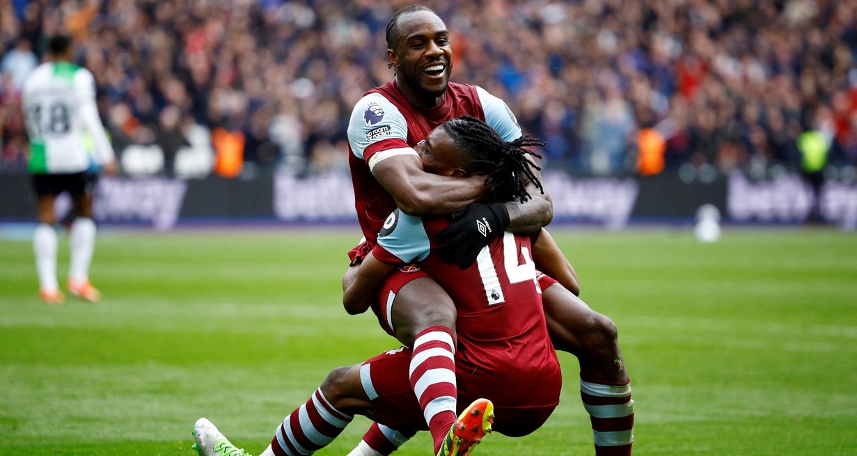 Soccer Football - Premier League - West Ham United v Liverpool - London Stadium, London, Britain - April 27, 2024
West Ham United's Michail Antonio celebrates scoring their second goal with Mohammed Kudus Action Images via Reuters/John Sibley NO USE WITH UNAUTHORIZED AUDIO, VIDEO, DATA, FIXTURE LISTS, CLUB/LEAGUE LOGOS OR 'LIVE' SERVICES. ONLINE IN-MATCH USE LIMITED TO 45 IMAGES, NO VIDEO EMULATION. NO USE IN BETTING, GAMES OR SINGLE CLUB/LEAGUE/PLAYER PUBLICATIONS. TPX IMAGES OF THE DAY