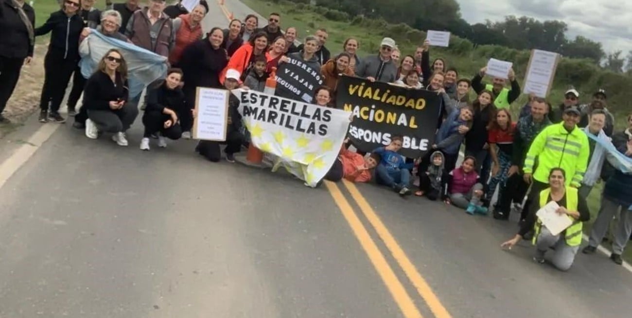 Unidos por la Ruta 11, abrazo simbólico en el corredor vial santafesino. Foto: Gentileza