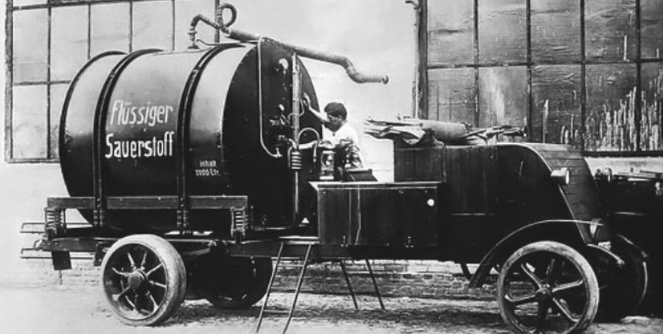 Un tanque atmosférico pero más moderno. Ese modelo se utilizó en Europa a principios del siglo XX. Crédito: Archivo El Litoral