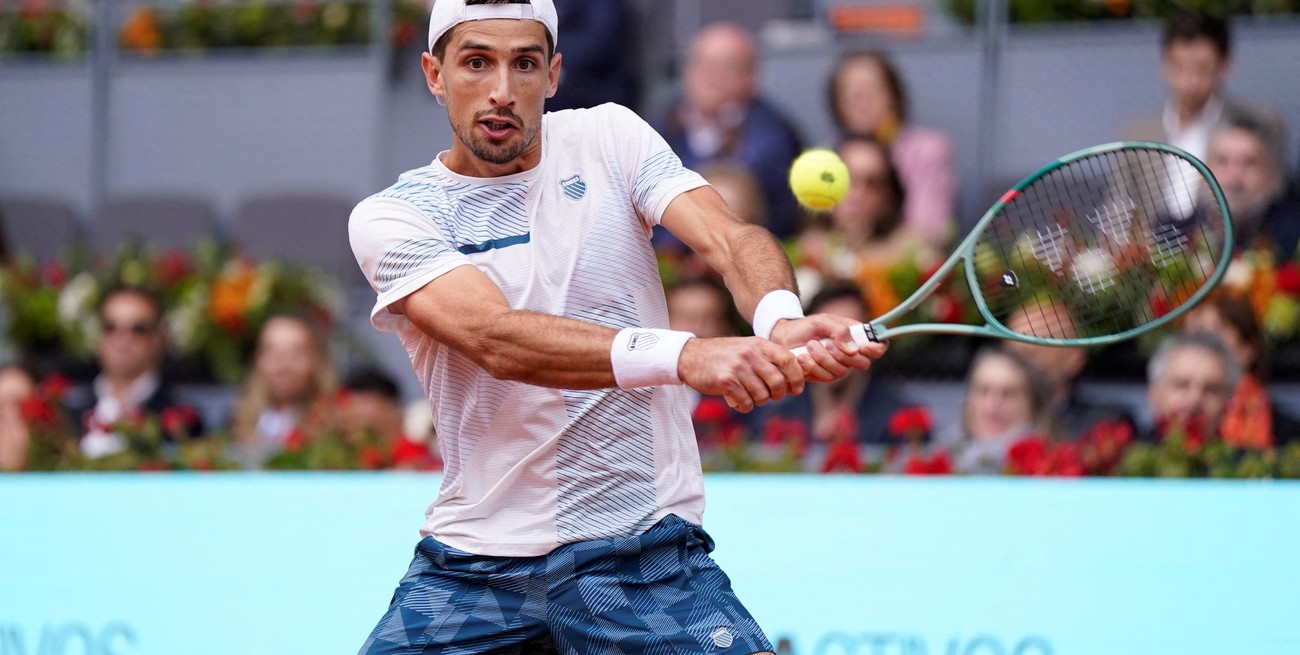 Tennis - Madrid Open - Park Manzanares, Madrid, Spain - April 29, 2024
Argentina's Pedro Cachin in action during his round of 32 match against Spain's Rafael Nadal REUTERS/Ana Beltran