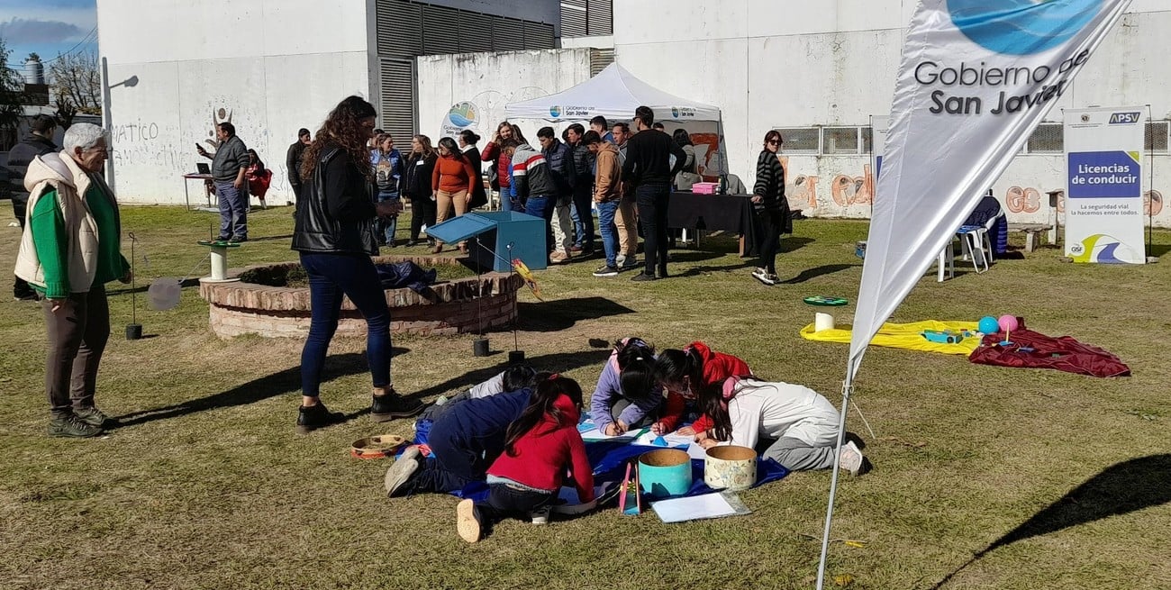 "La idea es estar presentes en lugares estratégicos que abarquen diferentes barrios. La semana que viene iremos a la zona sur, y la siguiente a la zona norte", explicó González.