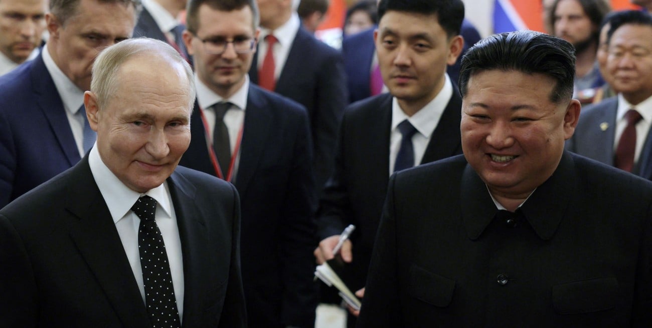 El acuerdo sucede en un contexto donde los dos países están aislados del mundo occidental por las prácticas de su régimen y buscan fortalecerse mediante la alianza. Foto: Reuters
