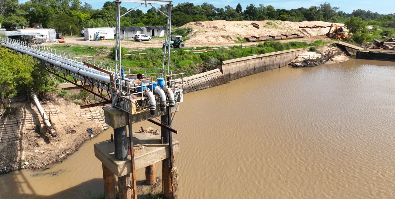 El objetivo de la política de grandes acueductos pretende empezar a suplir el déficit que existe en la provincia en materia de potabilización de agua. Foto: Fernando Nicola