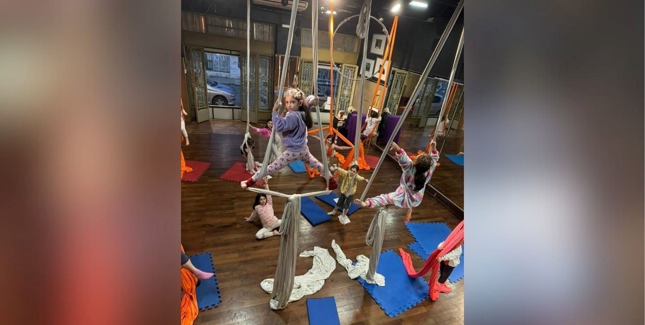La danza aérea es una de las actividades que más pequeñas convoca.