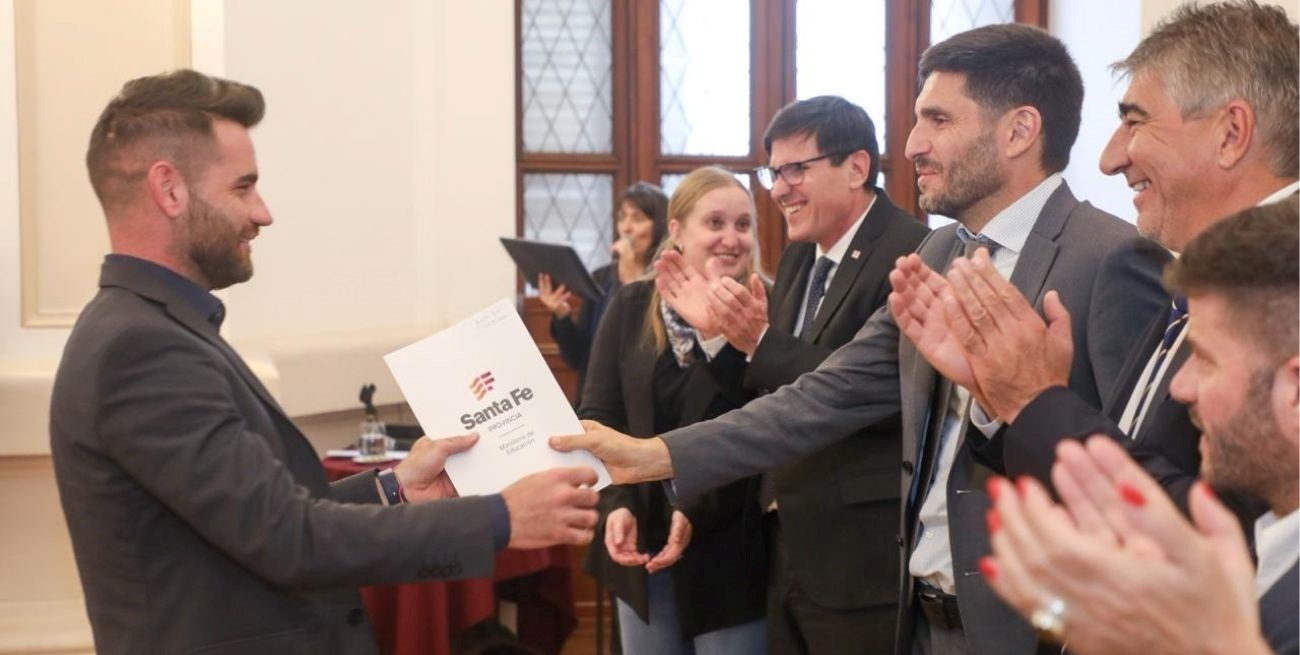 El plan Abre Escuela comprende convenios con los municipios y comunas.