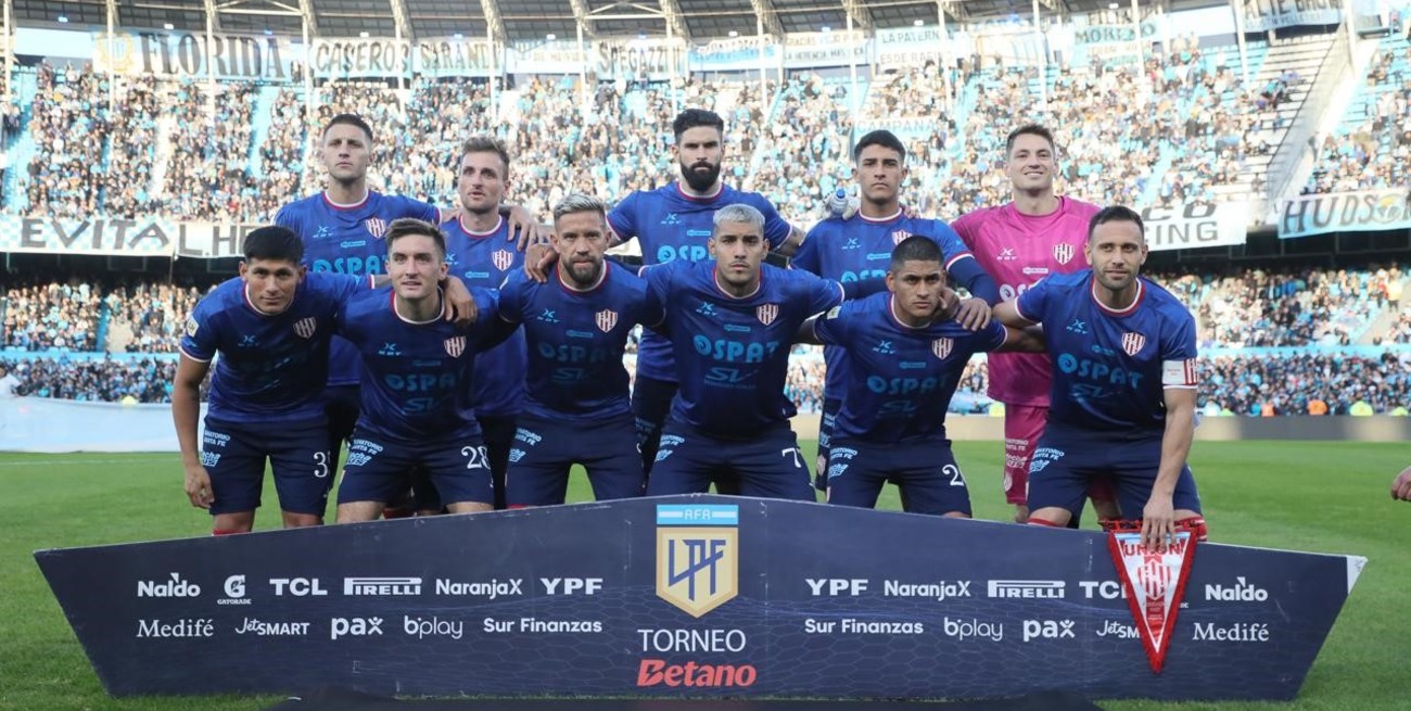 Unión perdió el invicto ante Racing.