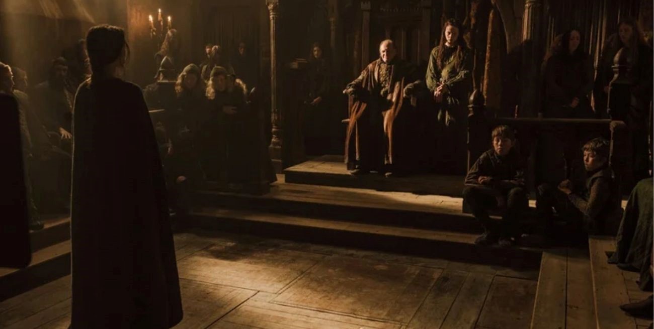 El nadador irlandés Daniel Wiffen, abajo a la derecha, en el capítulo de la popular serie Game of Thrones.