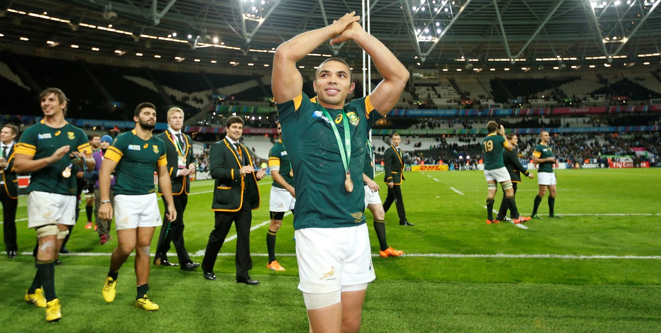 los pumas perdieron con sudafrica y quedaron en el puesto cuarto 4


Rugby Union - South Africa v Argentina - IRB Rugby World Cup 2015 Third/Fourth Place Bronze Final Play-Off - Olympic Stadium, London, England - 30/10/15
South Africa's Bryan Habana applauds fans after victory
Action Images via Reuters / Andrew Boyers
Livepic
 londres inglaterra Bryan Habana campeonato mundial de rugby 2015 rugby rugbiers partido seleccion argentina los pumas sudafrica