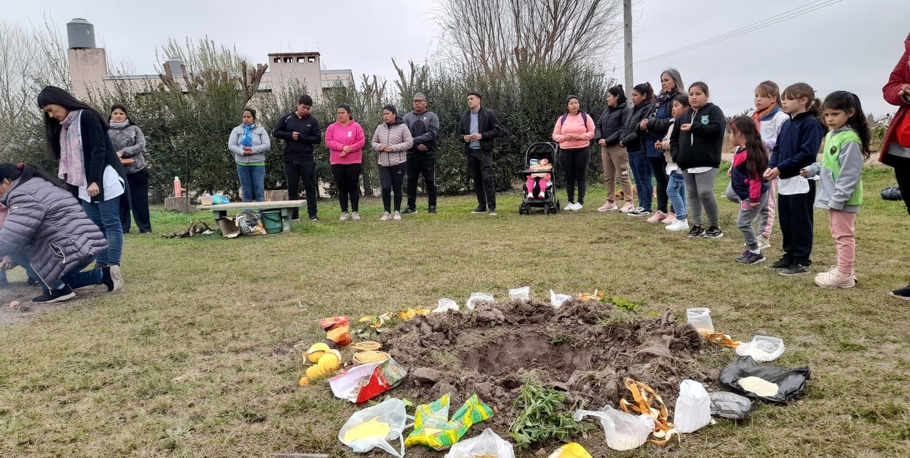 El evento, que también celebró el Año Nuevo Mocoví, fue una ocasión para reflexionar sobre la identidad cultural y construir una relación más profunda con la naturaleza y la comunidad.