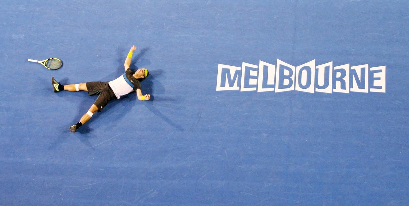 Una imagen que describe el desgaste físico que conllevó el Autralia Open 2009. Créditos: REUTERS/Daniel Munoz.