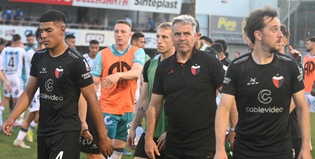 Herrera, el profesor Hernán Rodríguez (PF de Osella) y Bernardi, ya con el 0 a 0 consumado. Foto: Gustavo Conti.