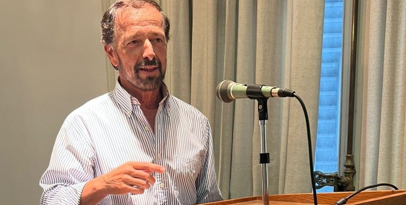 Carlos Querini mencionó la importancia de mostrar siempre lo que se hace en ciencia, más aún en este momento en que se cuestiona la trascendencia de lo que se hace en el sector científico. Crédito: Gentileza