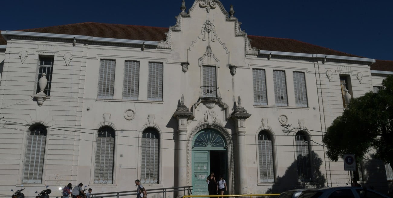 El Instituto 8 forma parte del complejo educativo de 25 de Mayo 3762, pero ya está en marcha su edificio propio. Crédito: Matías Pintos