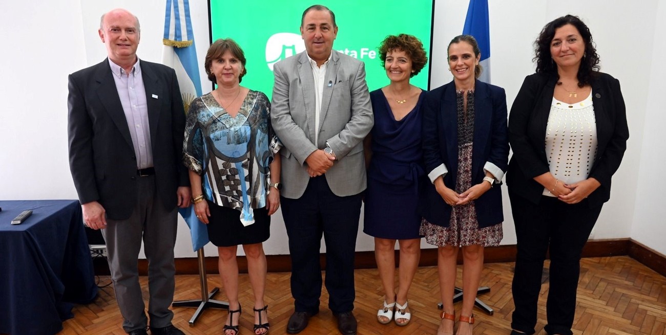 La comitiva estuvo reunida con el intendente en el municipio. Crédito: Gentileza